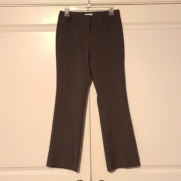 𝅺NEW York and Company Gray Dress Pants, size 4 petite - Picture 1 of 5